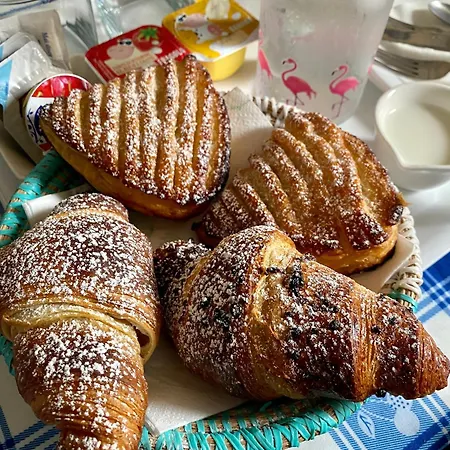 Filippo Secondo ナポリ