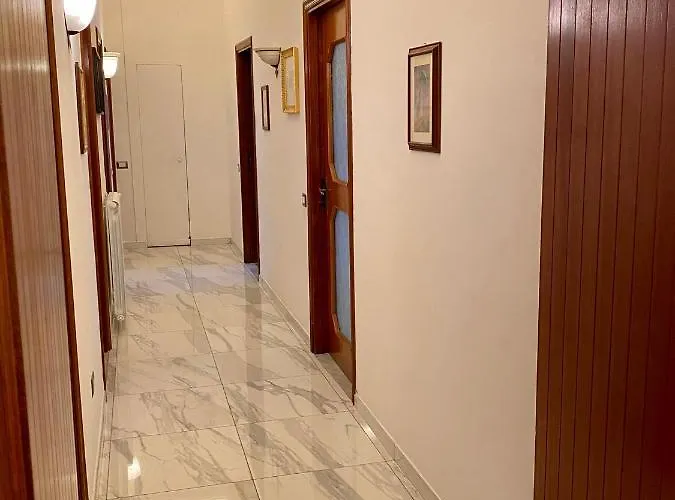 Filippo Secondo ナポリ