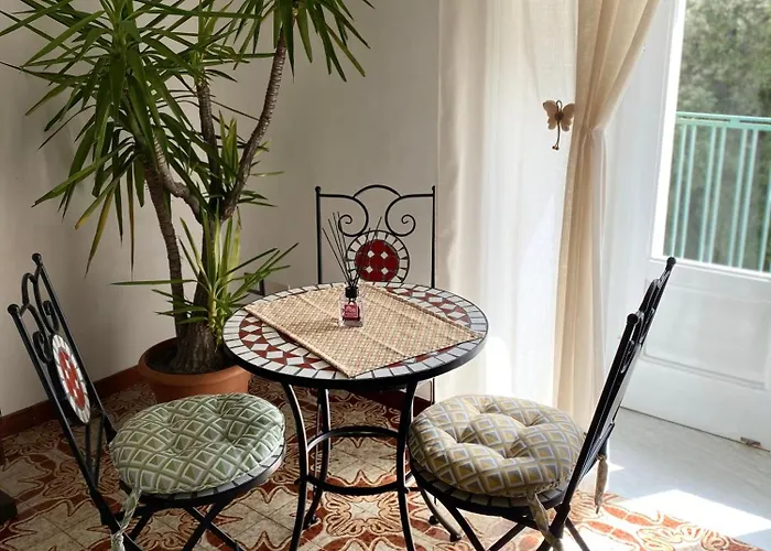 Filippo Secondo ベッド・アンド・ブレックファスト ナポリ